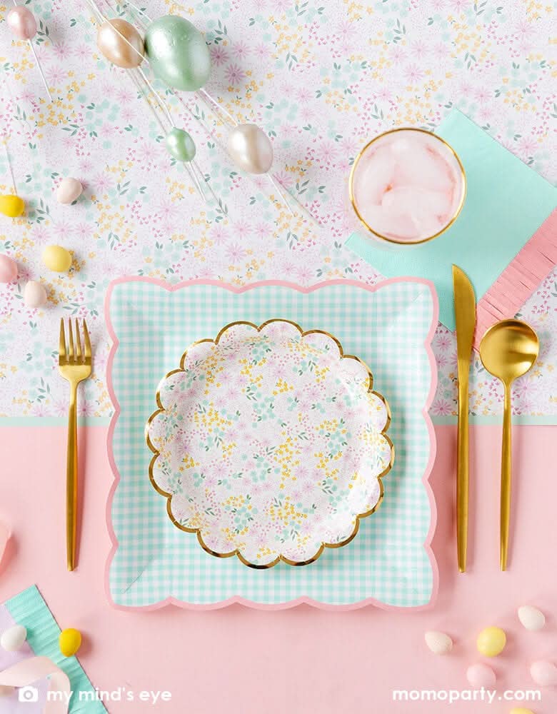 Ditsy Floral Round Scallop Plates – 7" Paper Party Set of 8